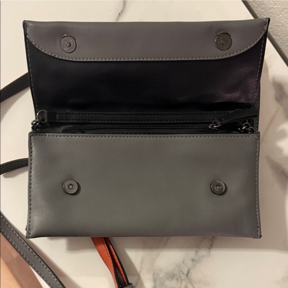 Simply Vera Vera Wang Gray and Reddish Orange Women's Shoulder Crossbody Bag - Picture 3 of 7